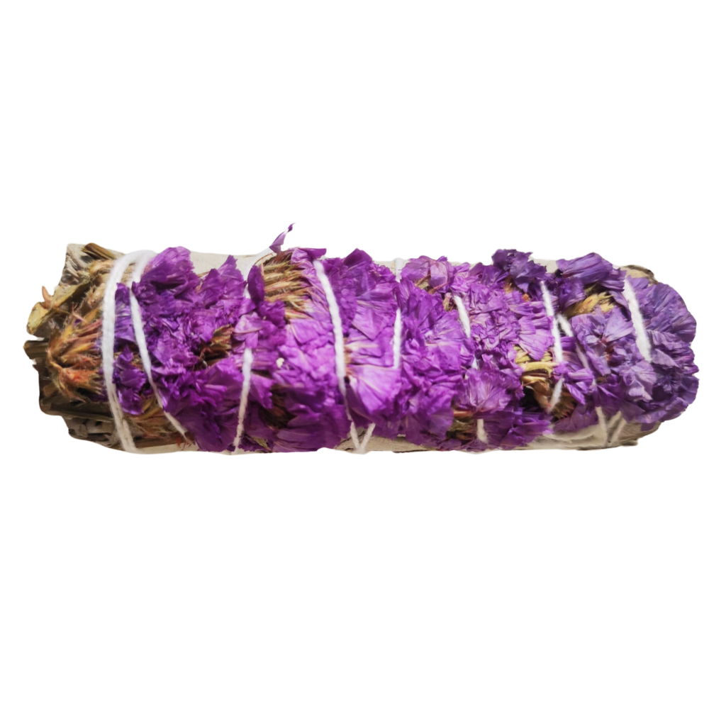 Salvia blanca con flor sinuata morada